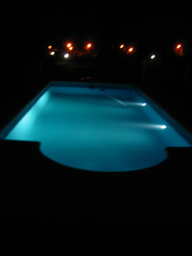 La Piscina (nocturna)